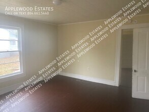 547 Woodruff St in Woodruff, SC - Building Photo - Building Photo