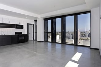 Edison Long Beach in Long Beach, CA - Foto de edificio - Interior Photo
