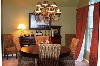 1706 Muledeer Run in Leander, TX - Foto de edificio - Building Photo