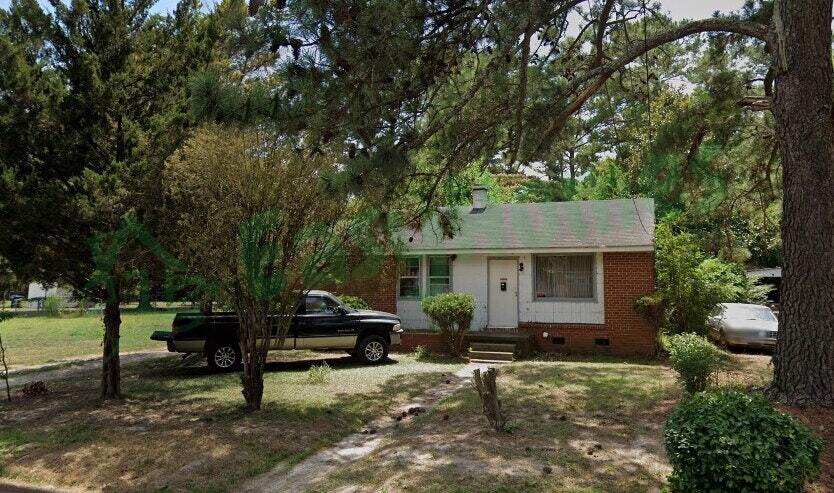 1222 Ferndale Ln in Kinston, NC - Building Photo