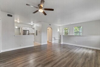 2301 Belmont Ln in North Lauderdale, FL - Building Photo - Building Photo