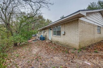 1224 W Hunt St in Sherman, TX - Building Photo - Building Photo