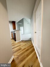 21228 McFadden Square in Cascades, VA - Building Photo - Building Photo