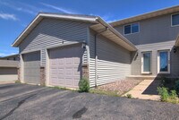 3121 Oak Knoll Dr, Unit 4
