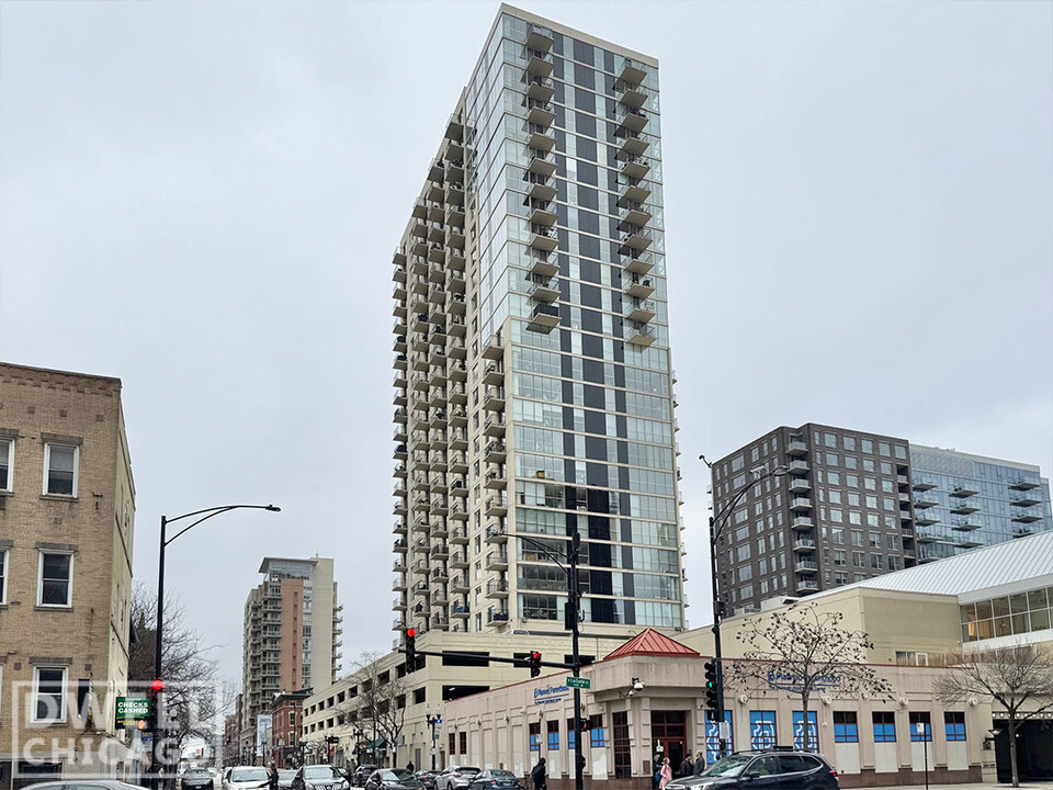 1200 N La Salle Dr, Unit 1 in Chicago, IL - Building Photo