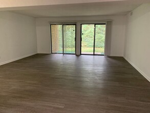 4507 Edwards Mill Rd in Raleigh, NC - Building Photo - Building Photo