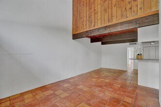 19208 NE 25th Ave in Miami, FL - Building Photo - Building Photo