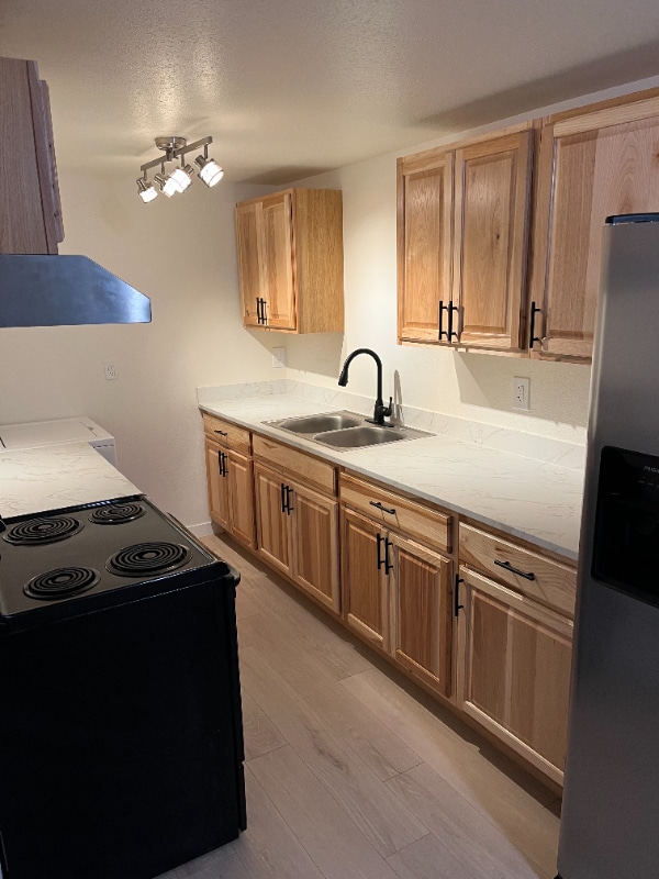 1722-1724 Houston Ave, Unit 1724 in Bremerton, WA - Foto de edificio - Building Photo