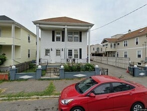 228 Norfolk Ave in Pawtucket, RI - Building Photo - Building Photo
