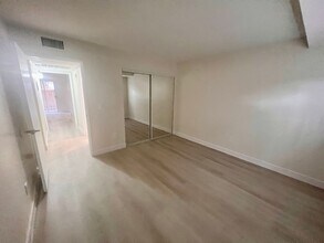 Columbus Terrace in North Hills, CA - Building Photo - Building Photo