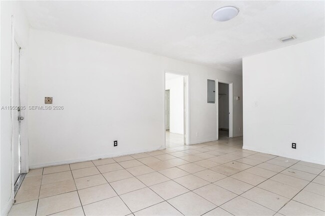 415 NW 60th Way in Hollywood, FL - Building Photo - Building Photo