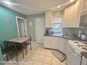 511 14th Ave in Belmar, NJ - Building Photo - Building Photo
