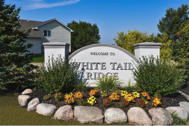 1113 Natalie Ave in Montrose, MN - Building Photo - Building Photo