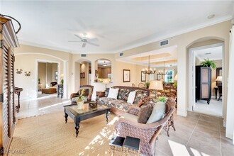 2654 Bolero Dr in Naples, FL - Building Photo - Building Photo