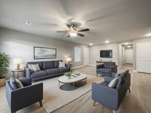 8102 SW 1st St in Blue Springs, MO - Building Photo - Building Photo