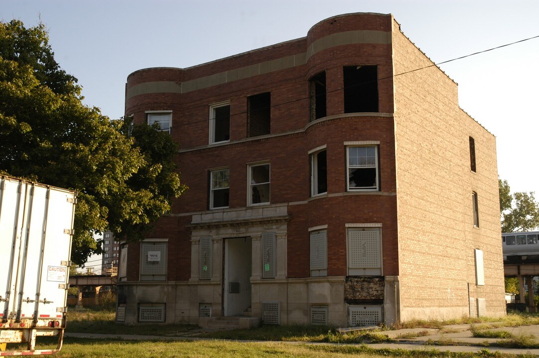 5205-5207 S Prairie Ave in Chicago, IL - Building Photo