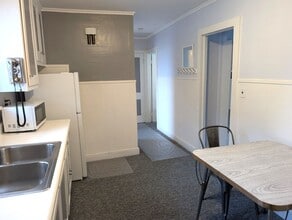 5486 Broadway in Lancaster, NY - Building Photo - Building Photo