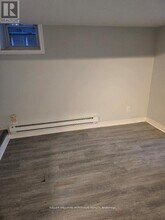 223 Fairview Ave in Toronto, ON - Building Photo - Building Photo