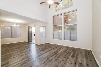 425 S Sunrise Dr, Unit 1622 in Gilbert, AZ - Foto de edificio - Building Photo