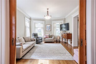 90 Dartmouth St in Rochester, NY - Building Photo