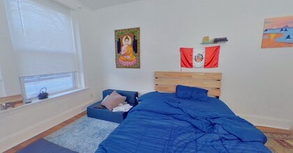 1120 Commonwealth Ave, Unit 4 in Boston, MA - Foto de edificio - Building Photo