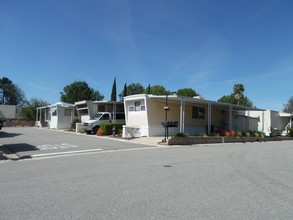 2193 Los Feliz Dr in Thousand Oaks, CA - Building Photo - Building Photo