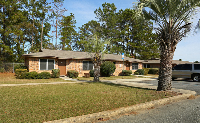 Riverside Apartments in Havana, FL - Building Photo - Building Photo