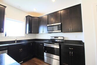 1145 Bluemoon Dr in Harrisonburg, VA - Building Photo - Building Photo