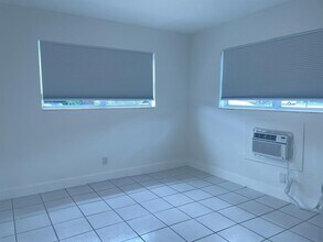6021 Polk St, Unit 1 in Hollywood, FL - Building Photo - Building Photo
