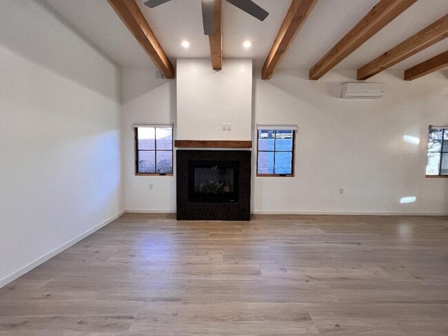 139 Camino Escondido in Santa Fe, NM - Building Photo - Building Photo