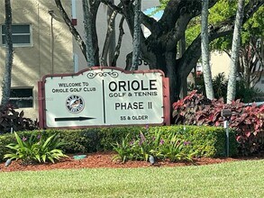 1015 Country Club Dr in Margate, FL - Building Photo - Building Photo