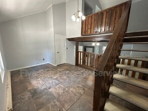 524 E Ridgely Ave in Springfield, IL - Building Photo - Building Photo