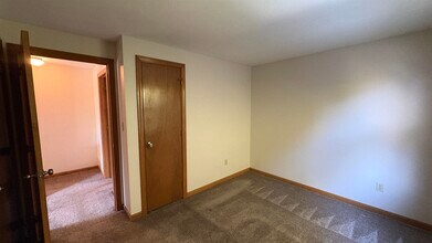 44 Garfield St in Saco, ME - Building Photo - Building Photo