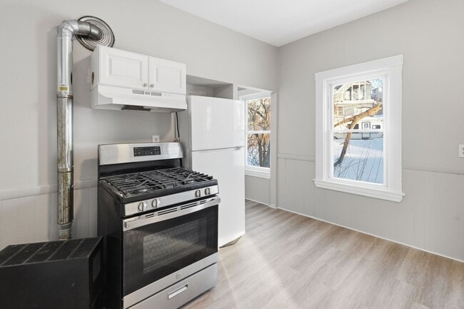 property at 47 Fox St