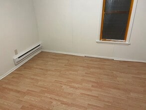 323 4th Ave NE in Brainerd, MN - Building Photo - Building Photo