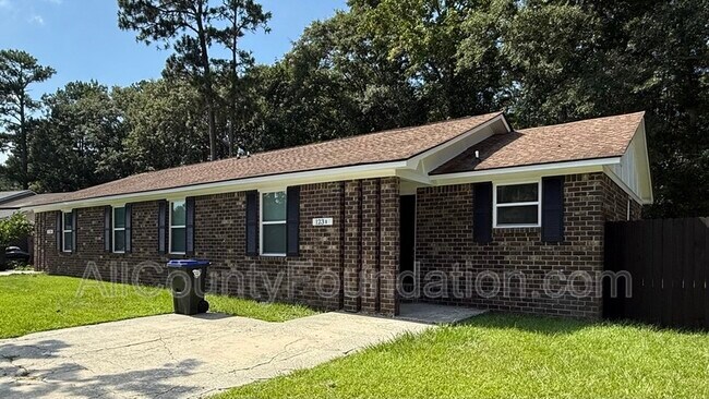 property at 123 Woodduck Dr