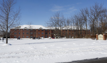 Ashgrove Crossing in Muncie, IN - Building Photo - Building Photo