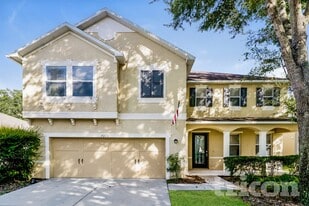 7222 Bridgeview Dr in Wesley Chapel, FL - Building Photo
