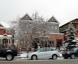 528 23rd Ave SW in Calgary, AB - Building Photo