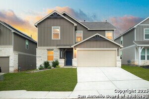 7710 Ponderosa Pine in Boerne, TX - Building Photo