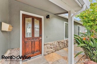 110 Cuesta Dr in South San Francisco, CA - Building Photo - Building Photo
