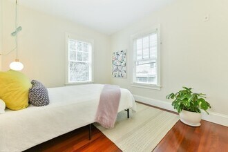 107 1/2 Inman St, Unit 2 in Cambridge, MA - Building Photo - Building Photo