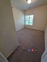 1427 Center Point Rd NE in Cedar Rapids, IA - Building Photo - Building Photo