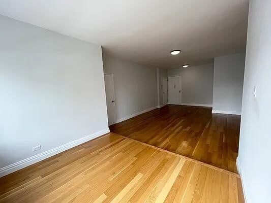 252 E 61st St in New York, NY - Building Photo - Building Photo