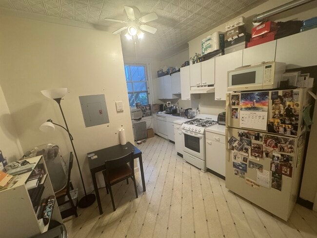 310 Monroe St in Hoboken, NJ - Building Photo - Building Photo