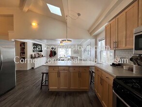 604 W Brookside St in Colorado Springs, CO - Building Photo - Building Photo