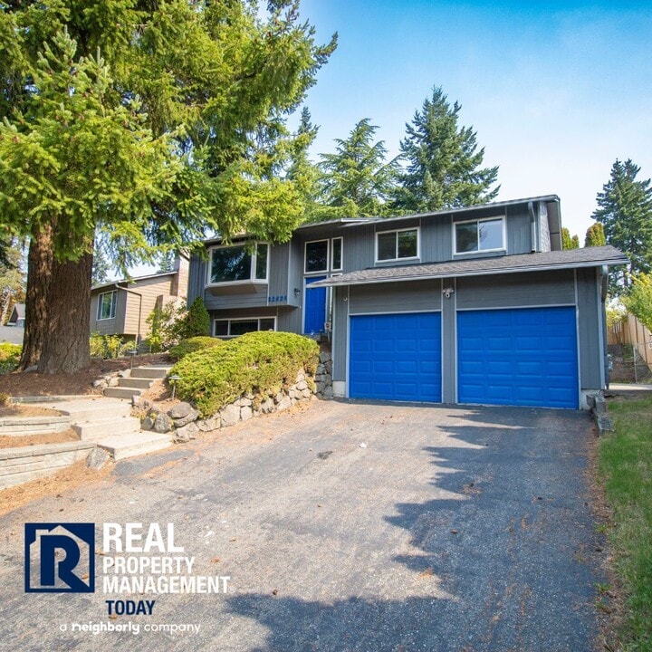 32524 7th Pl S in Federal Way, WA - Building Photo