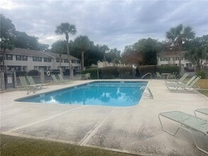 104 Courtyard Villas Ln in St. Simons Island, GA - Building Photo - Building Photo