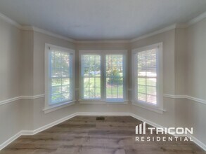 325 Cypress Ln in Stockbridge, GA - Building Photo - Building Photo