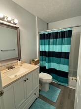 6690 Wareham Ct in Centerville, OH - Building Photo - Building Photo